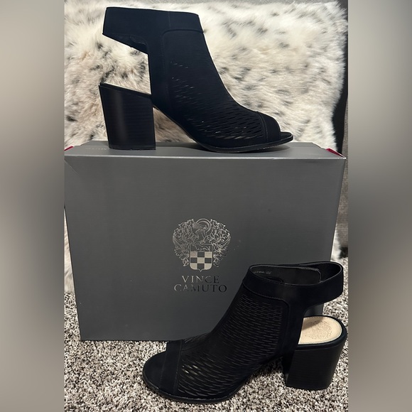 Vince Camuto Shoes - “Like New” Vince Camuto Black Soft Nubuck Shootie/Sandal 8M